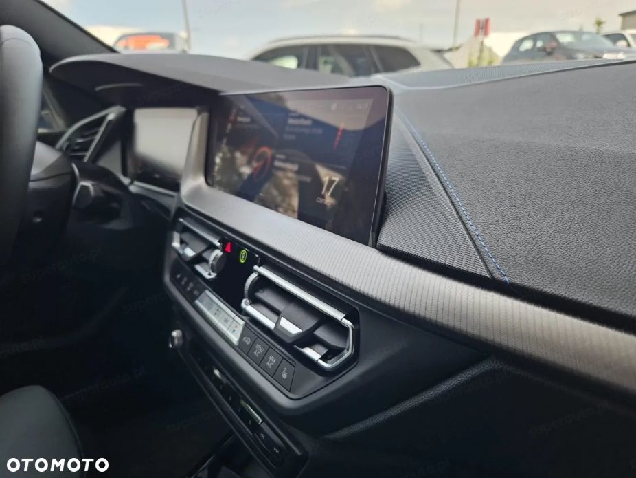 BMW Seria 2 218i M Sport - 10