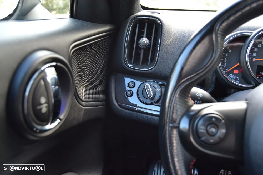 MINI Countryman Cooper D - 44