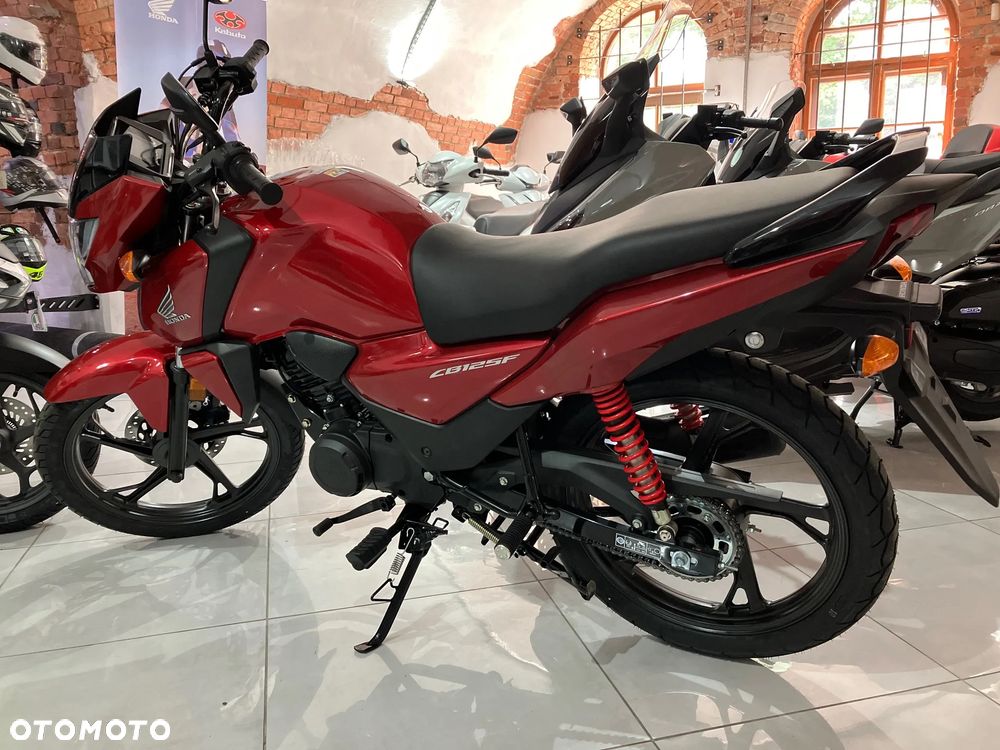 Honda CB - 2