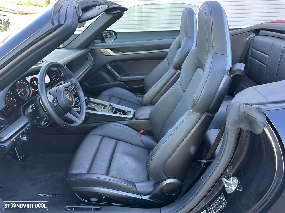 Porsche porsche-992 Carrera Cabriolet PDK - 26
