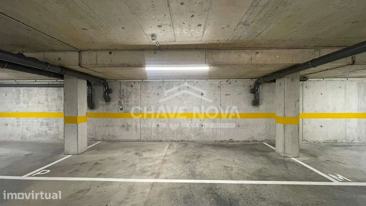 Apartamento T2 Novo c/Varanda e Lug. Garagem em Oliveira do Douro - Grande imagem: 5/29