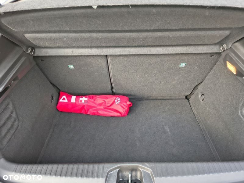 Renault Clio - 22