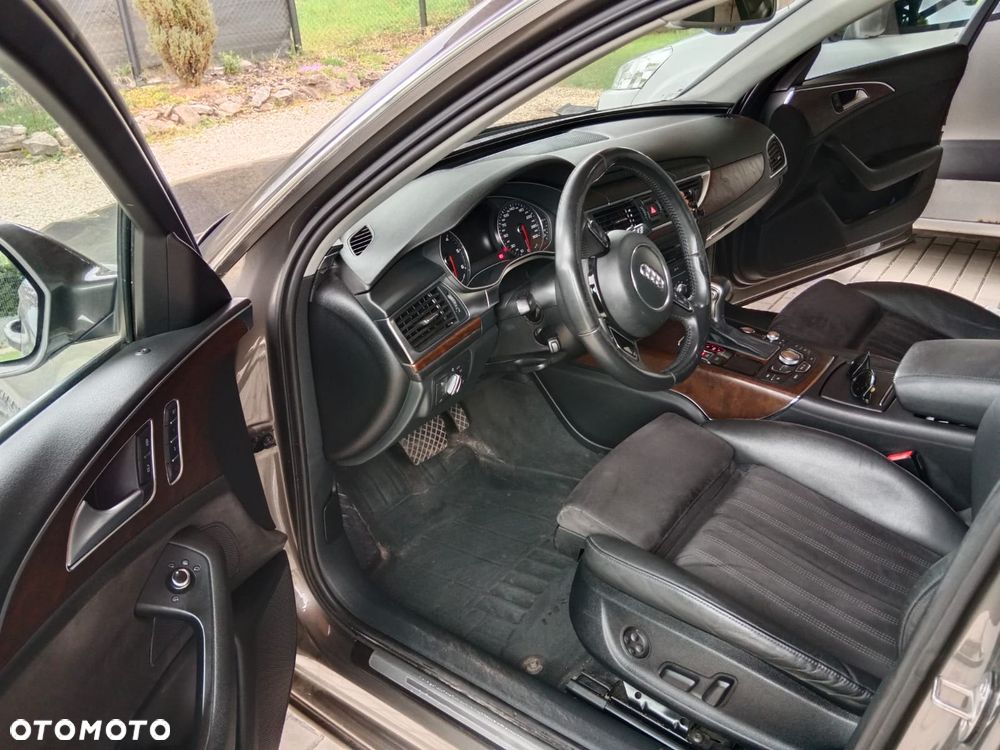 Audi A6 Avant 2.0 TDI Multitronic - 24