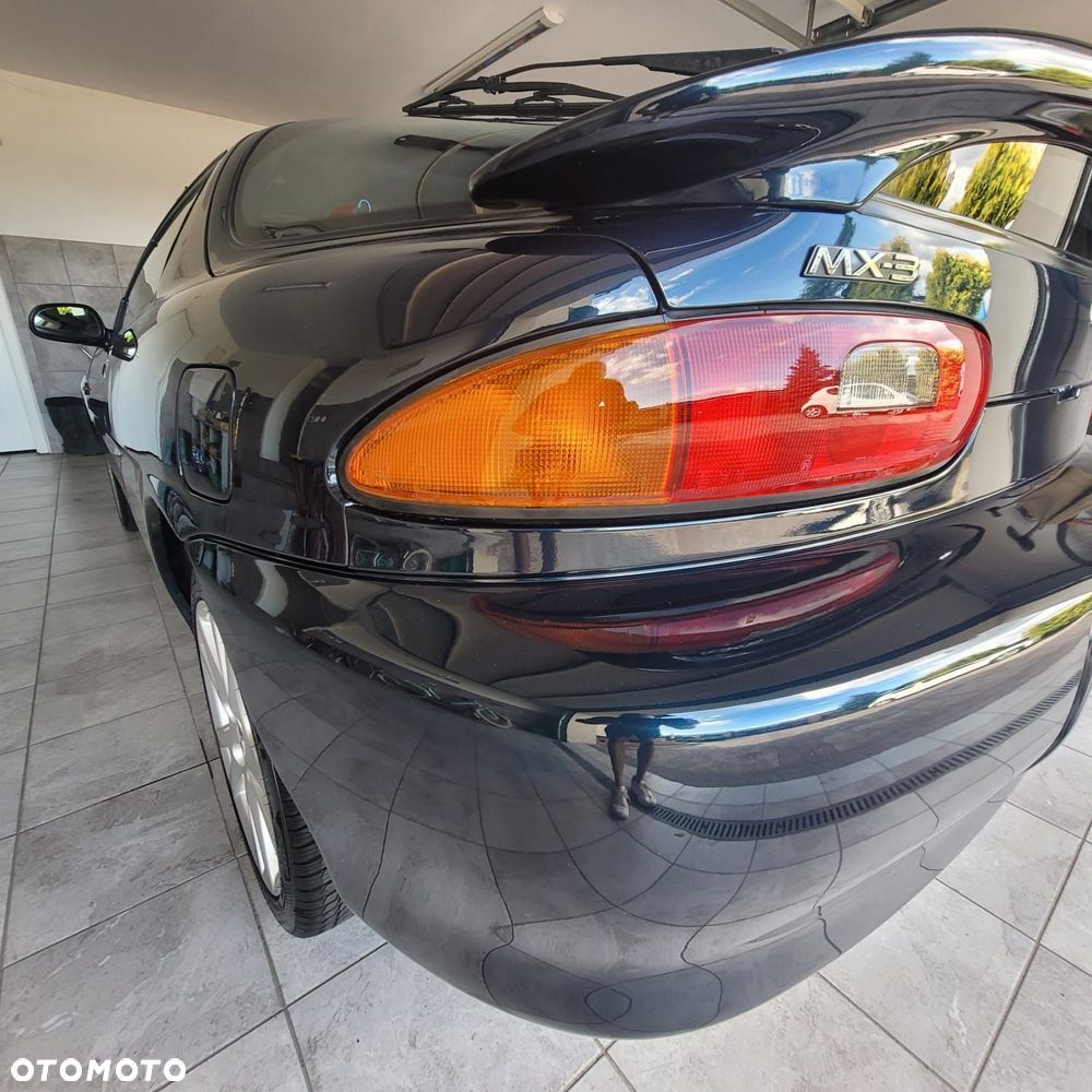 Mazda MX-3 1.6 16V - 12