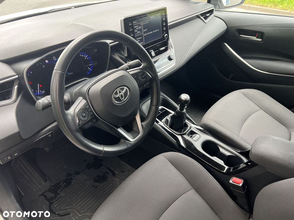 Toyota Corolla - 15