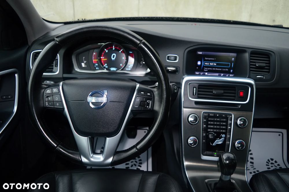 Volvo V60 - 15