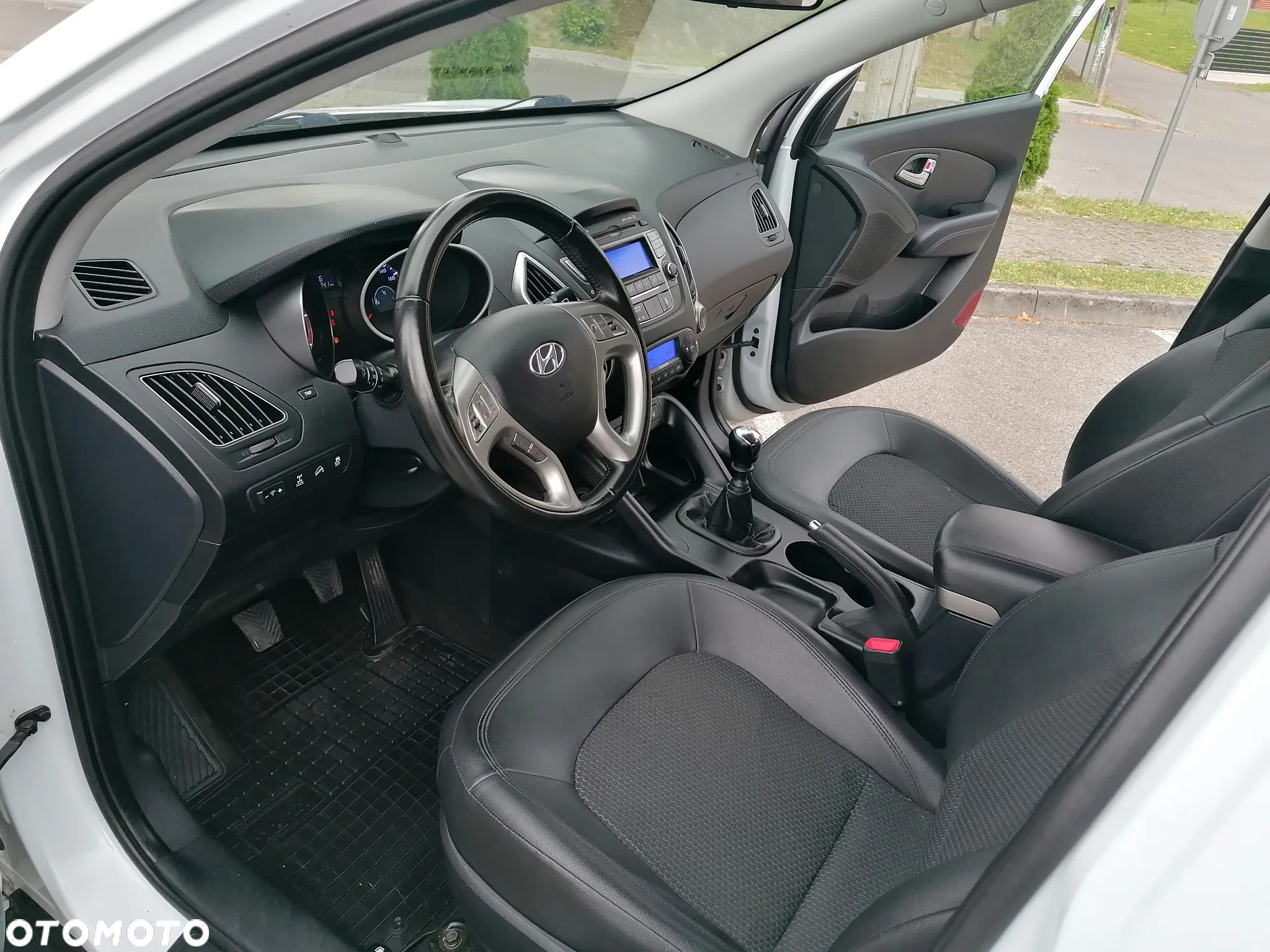 Hyundai ix35 2.0 CRDi 4WD Premium - 9
