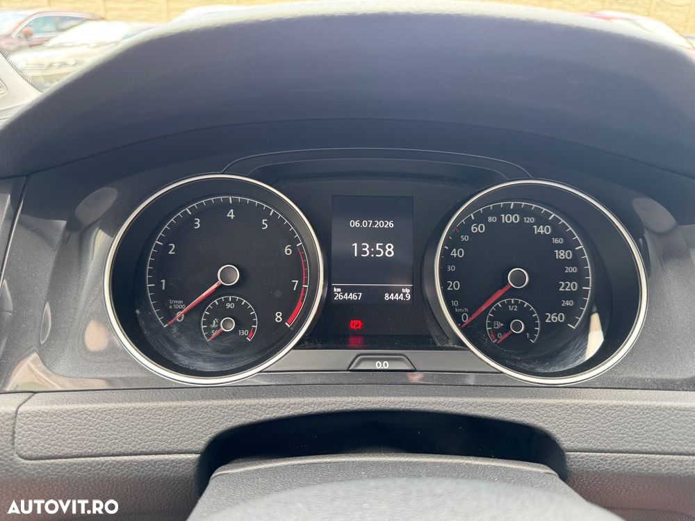 VOLKSWAGEN Golf 2018 — imagine 6