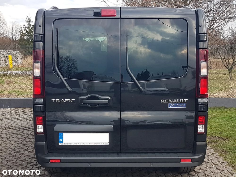 Renault Trafic - 16