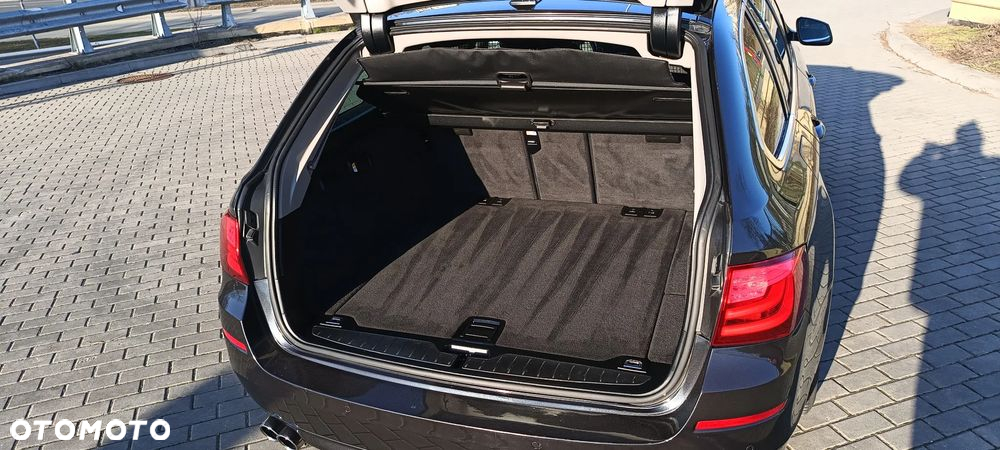 BMW Seria 5 520d - 13