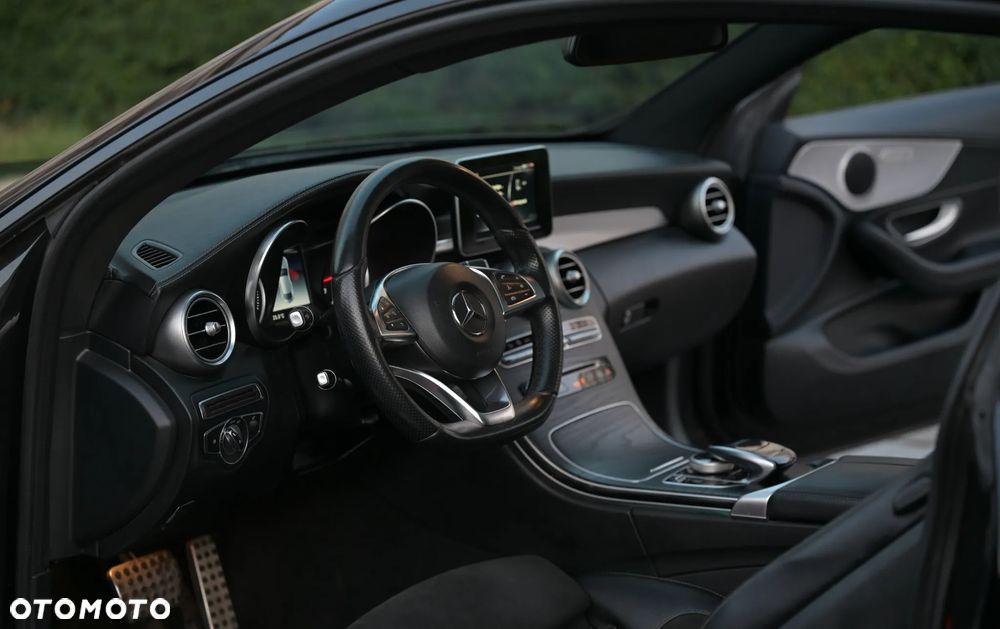 Mercedes-Benz Klasa C 200 4-Matic 9G-Tronic - 11