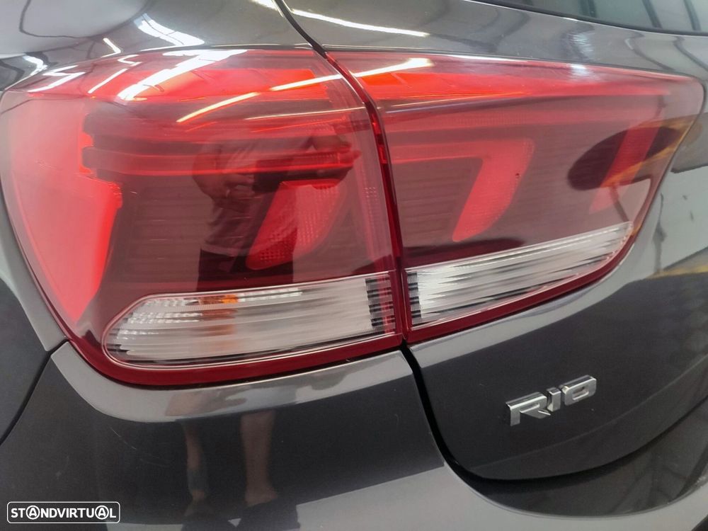 Kia Rio 1.4 CRDi 90 Platinum Edition - 17