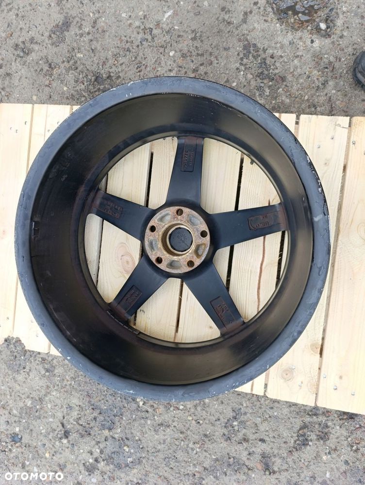 BMW FELGA ALUTEC R20 ET 35 5X120 - 4