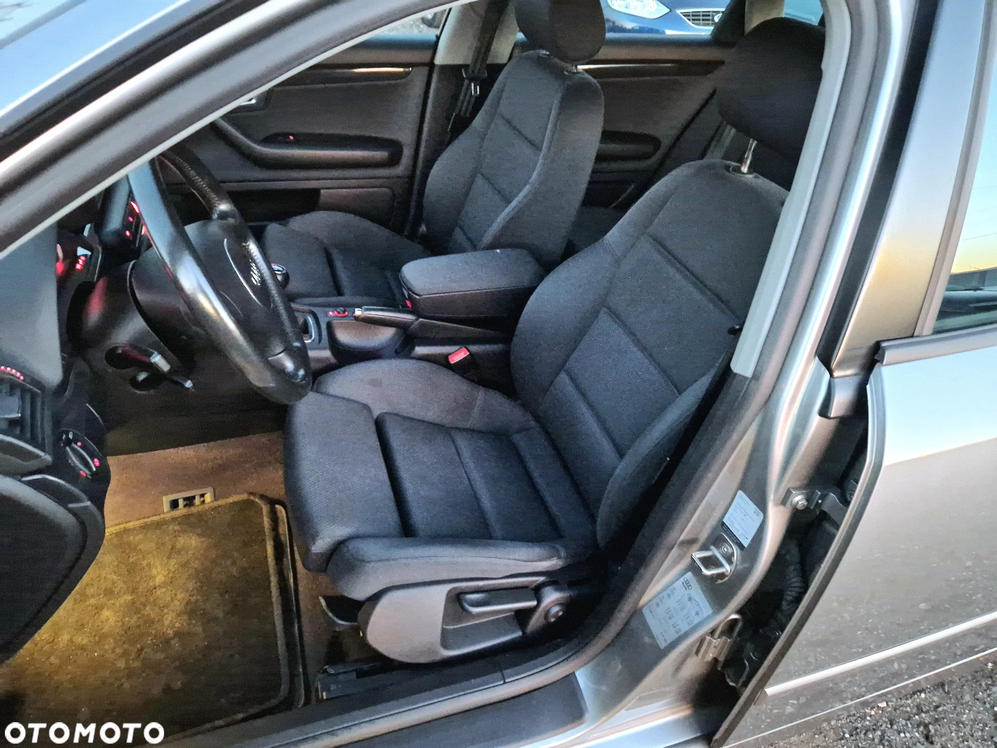 Audi A4 - 12