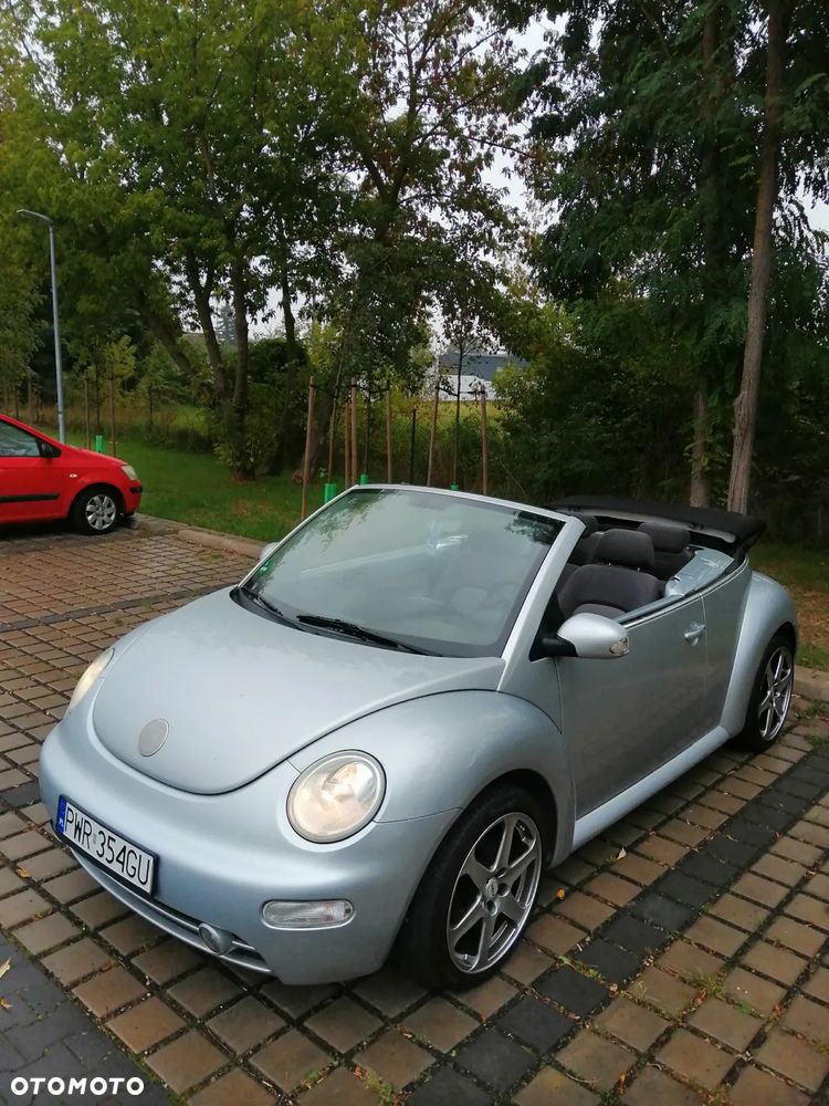 Volkswagen New Beetle - 2