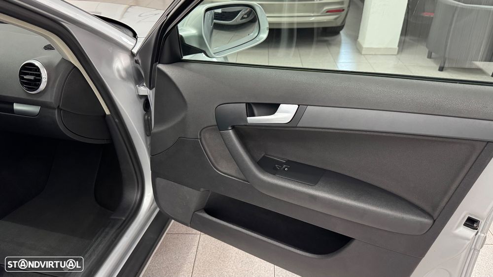 Audi A3 Sportback 1.6 TDI Sport - 28