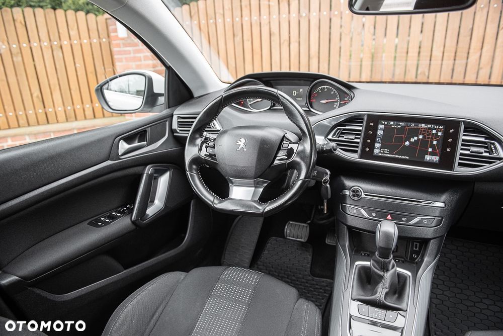 Peugeot 308 BlueHDi 150 Automatik Stop & Start Allure - 13