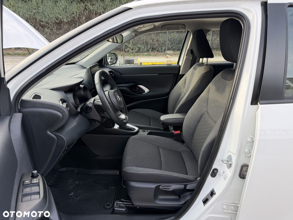 Toyota Yaris Cross Hybrid 1.5 Comfort - 21