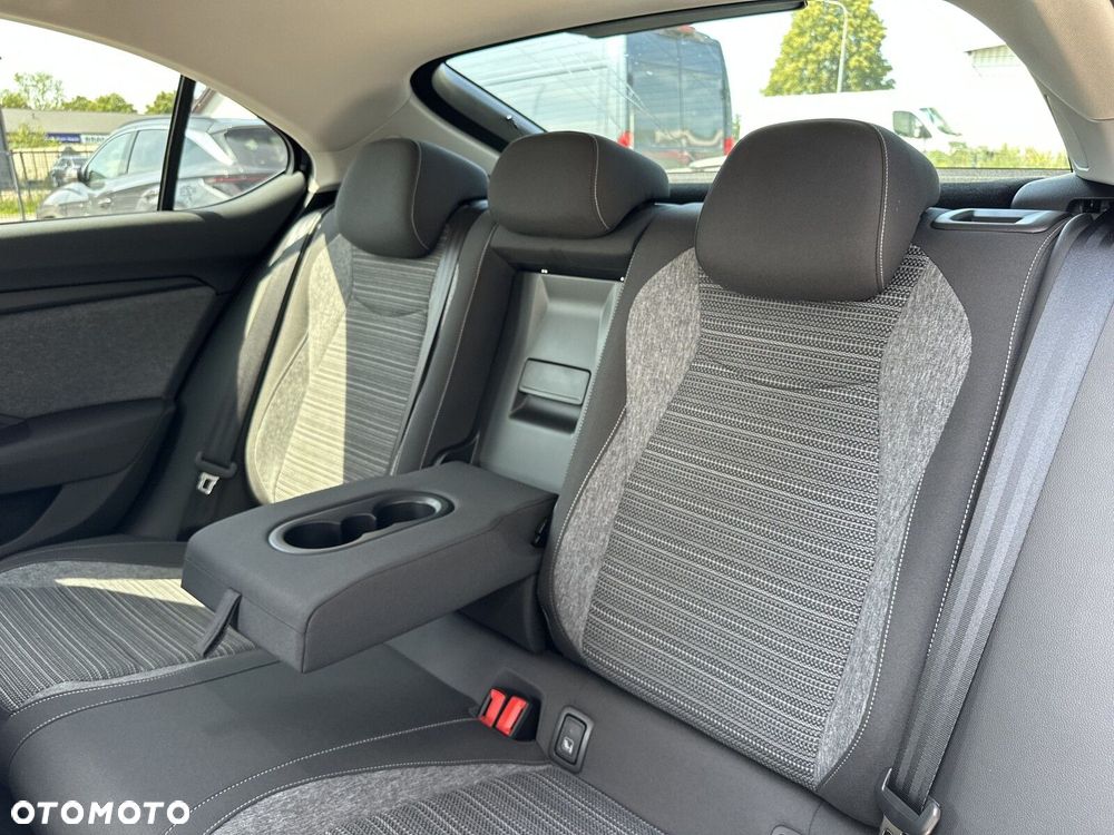 Skoda Superb 2.0 TDI SCR 4x4 Drive DSG - 24
