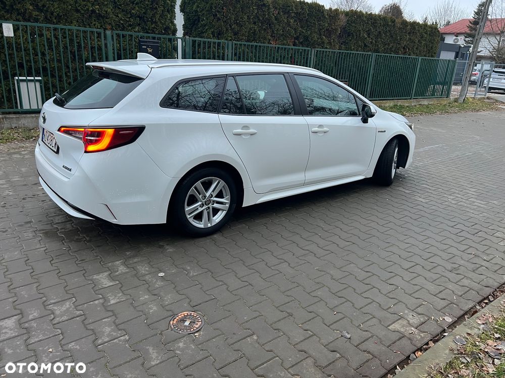 Toyota Corolla 1.8 Hybrid GPF Comfort - 4