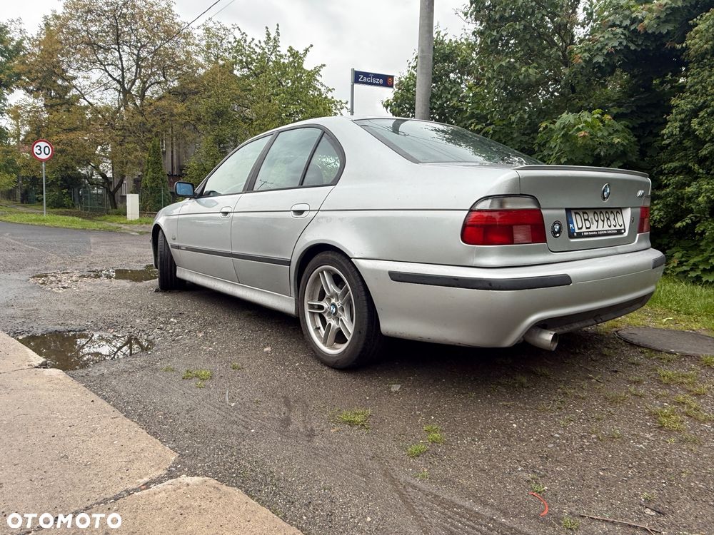BMW Seria 5 523i - 7