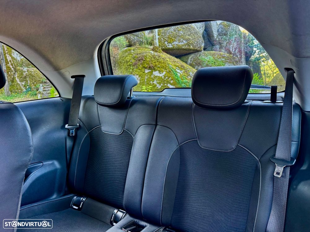 Opel Adam 1.2 Glam - 13