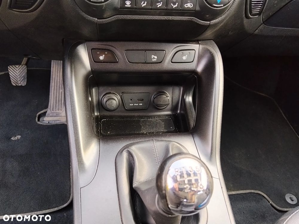 Hyundai ix35 1.7 CRDi Premium 2WD - 12