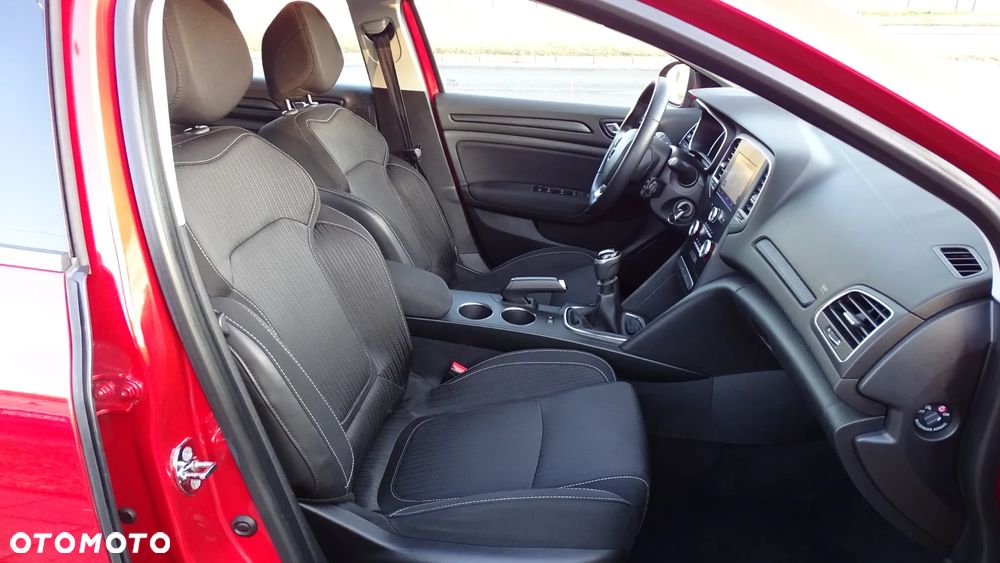 Renault Megane ENERGY TCe 130 INTENS - 12