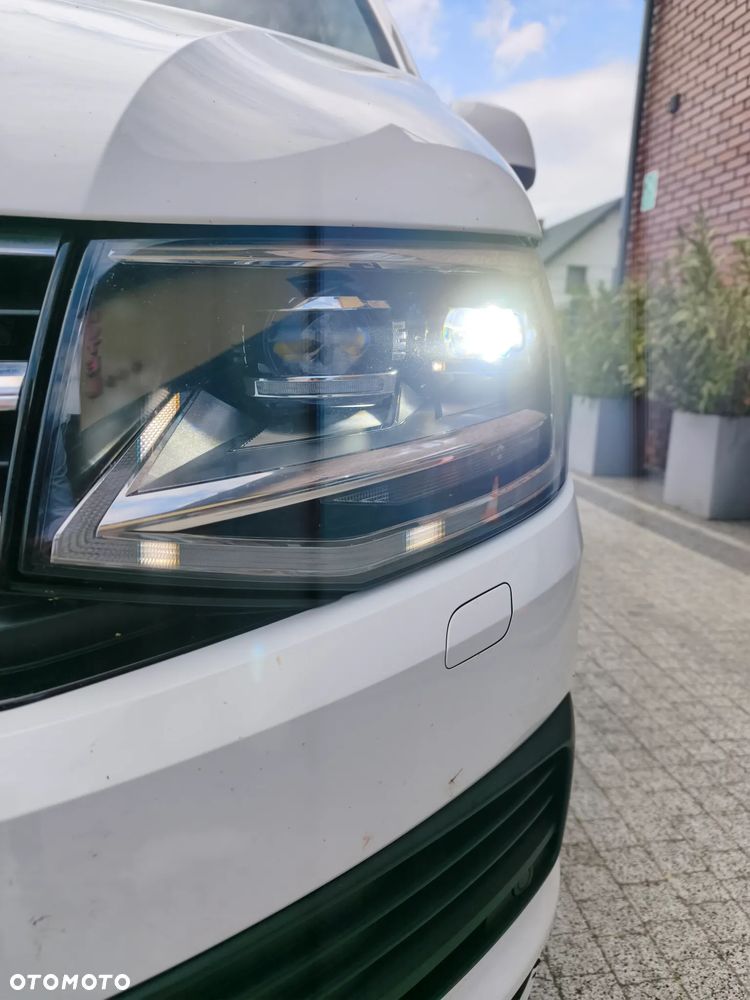 Volkswagen Caravelle 2.0 TDI L2 Comfortline DSG - 5