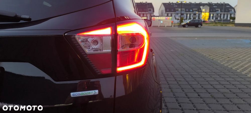Ford Kuga Vignale 1.5 EcoBoost AWD ASS - 24