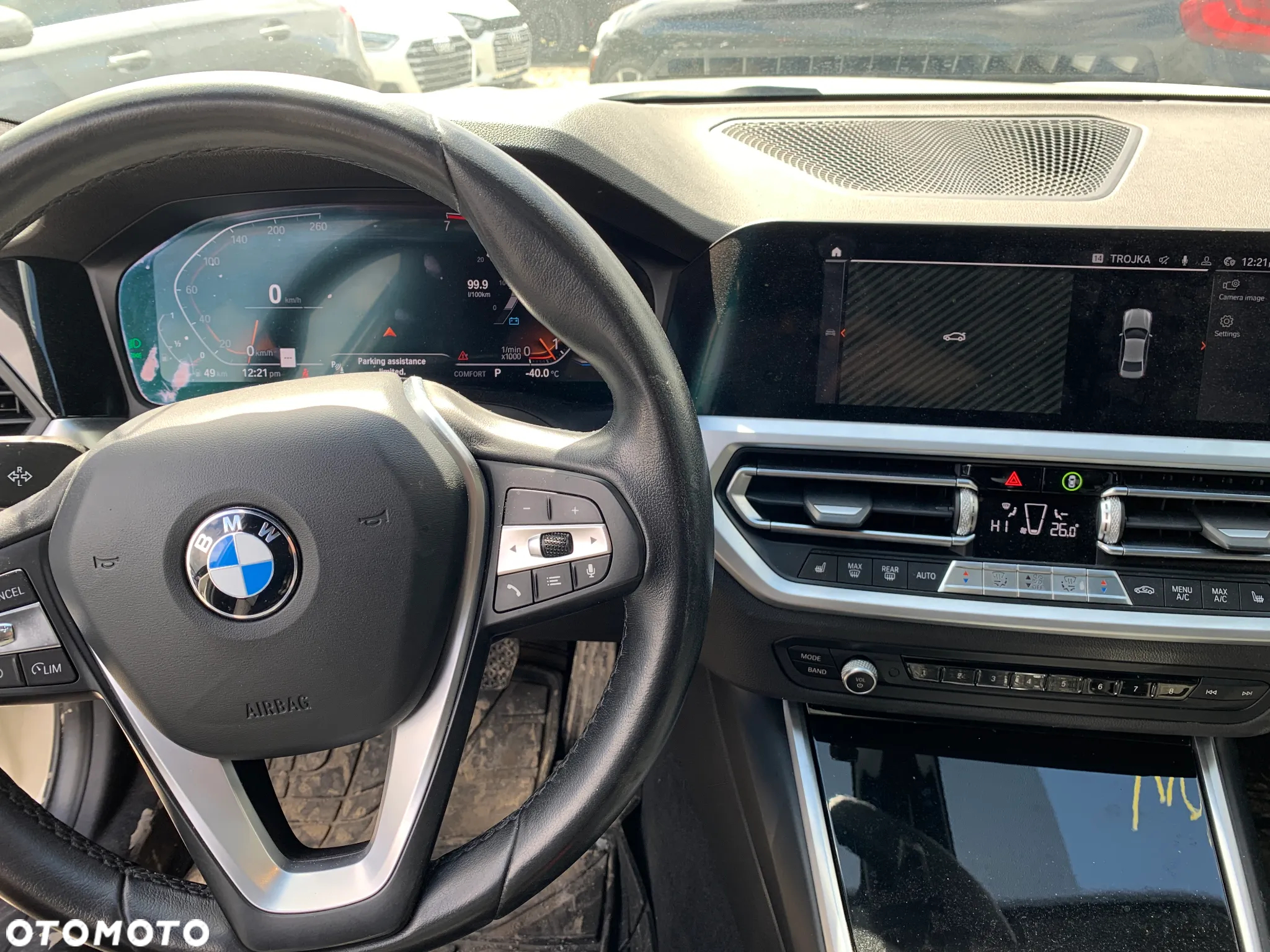 BMW Seria 3 330i xDrive - 16