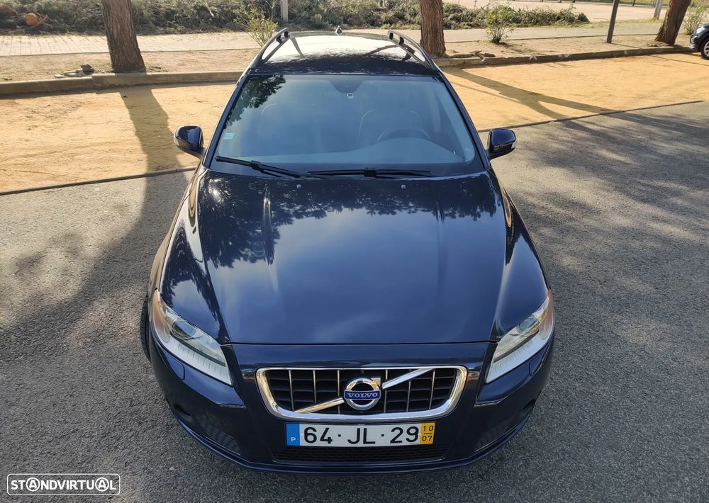 Volvo V70 2.0 D3 Momentum Start/Stop - 3