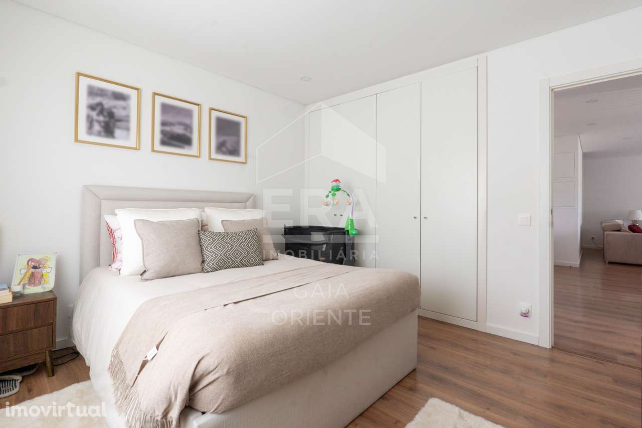 Apartamento T2 moderno com garagem em Grijó - Grande imagem: 2/29