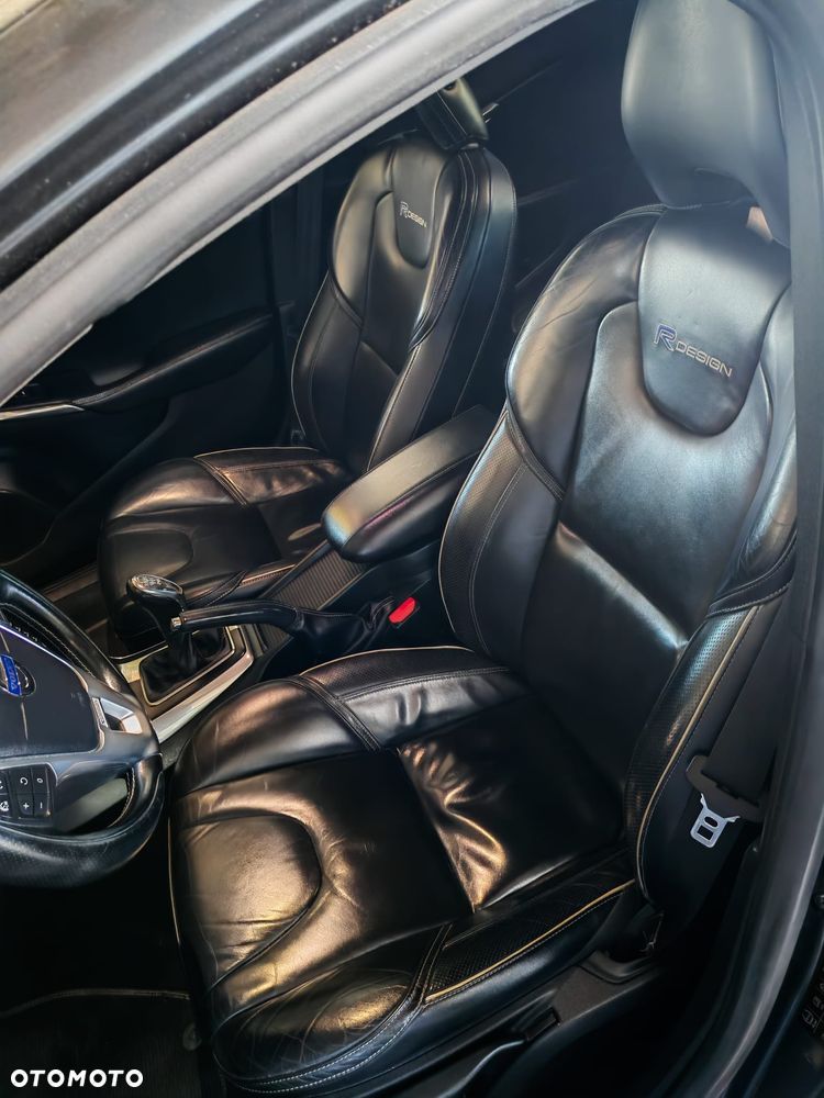 Volvo V40 D2 R-Design - 9
