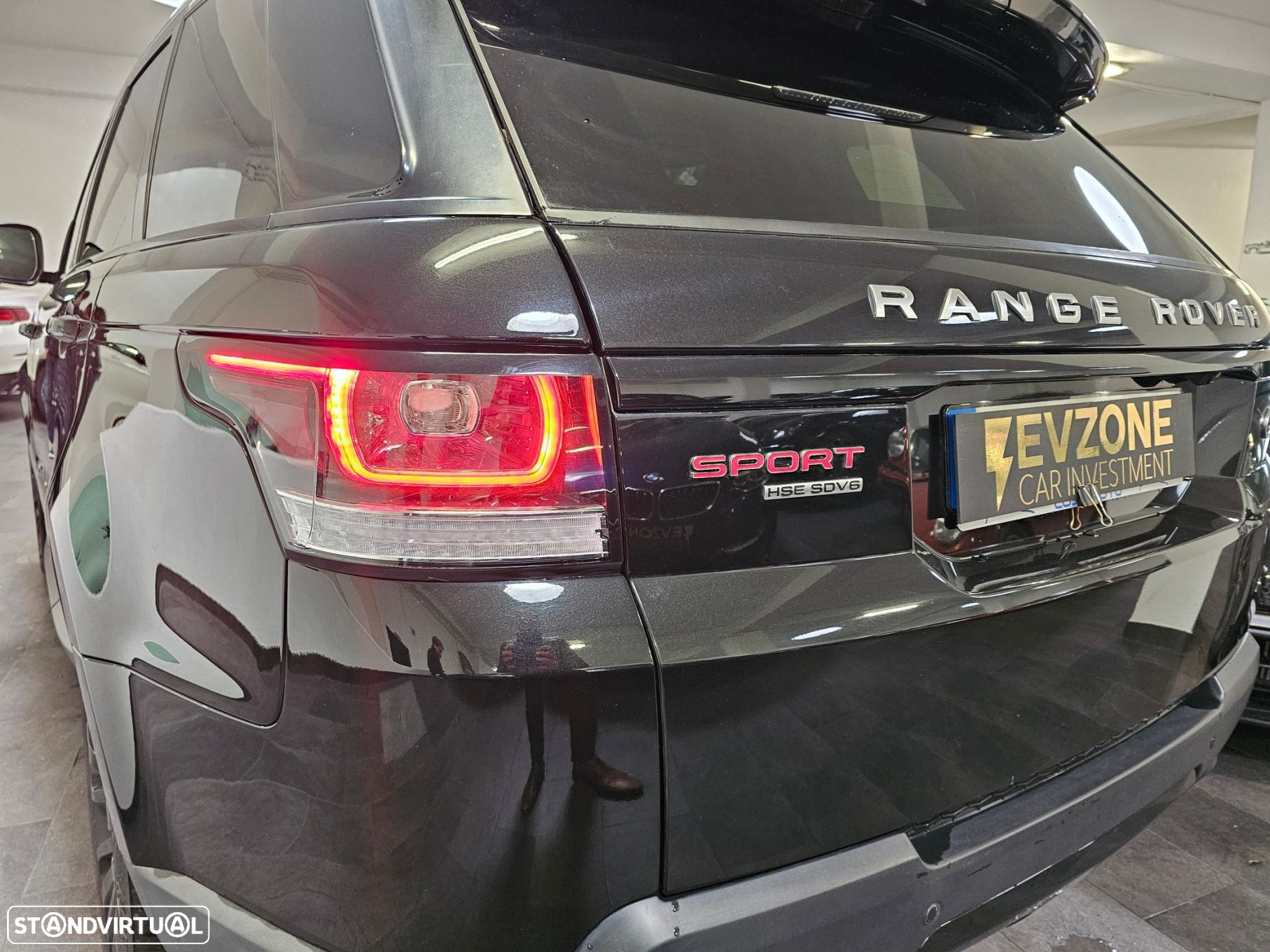 Land Rover Range Rover Sport 3.0 SDV6 HSE - 11