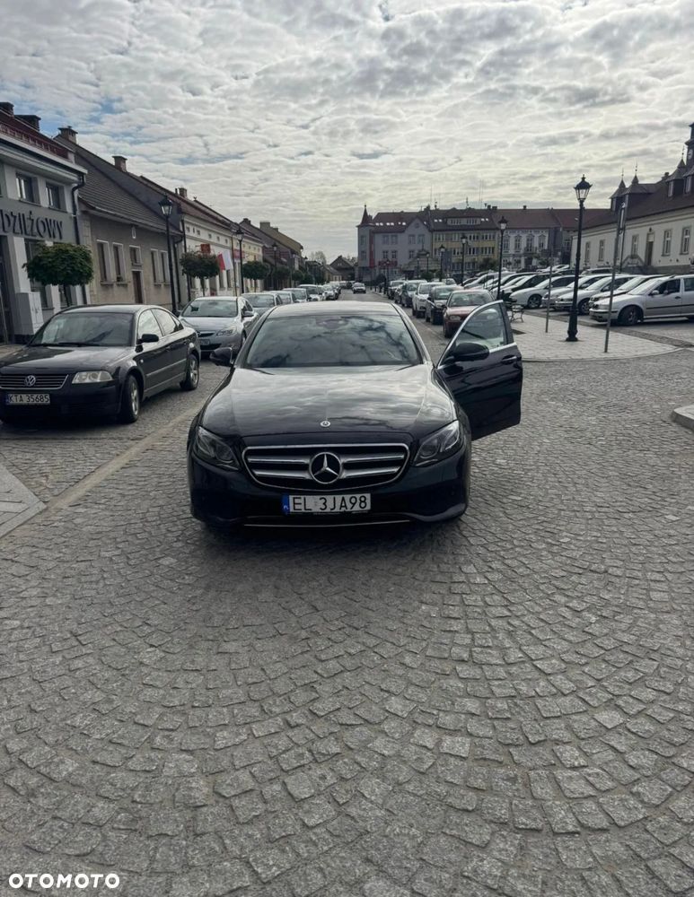 Mercedes-Benz Klasa E 220 d Business Edition 9G-TRONIC - 1
