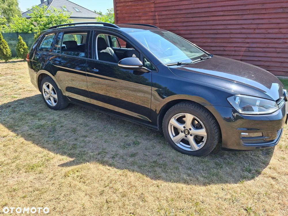 Volkswagen Golf - 2