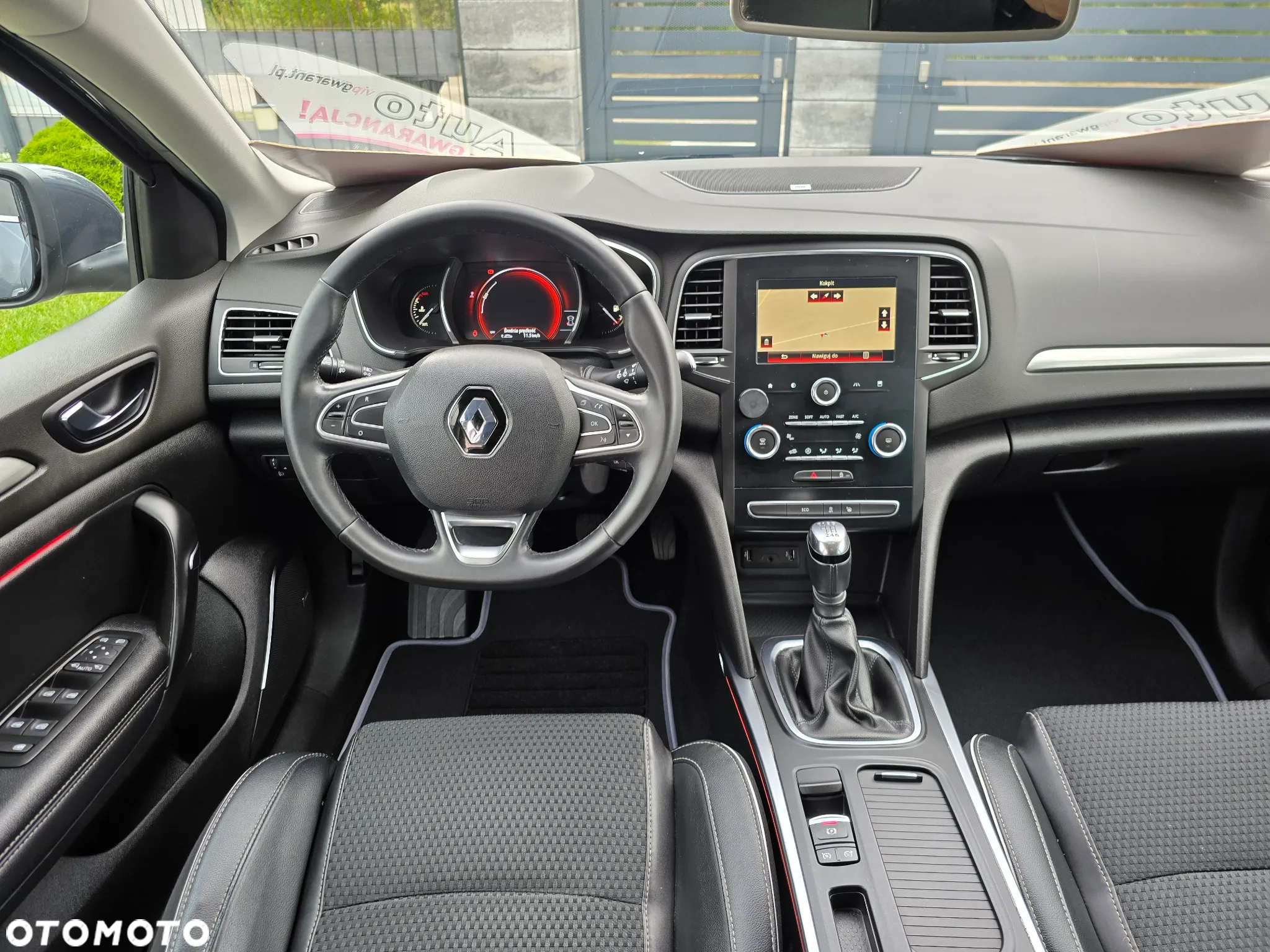 Renault Megane 1.2 16V TCe Energy Bose EU6 - 8