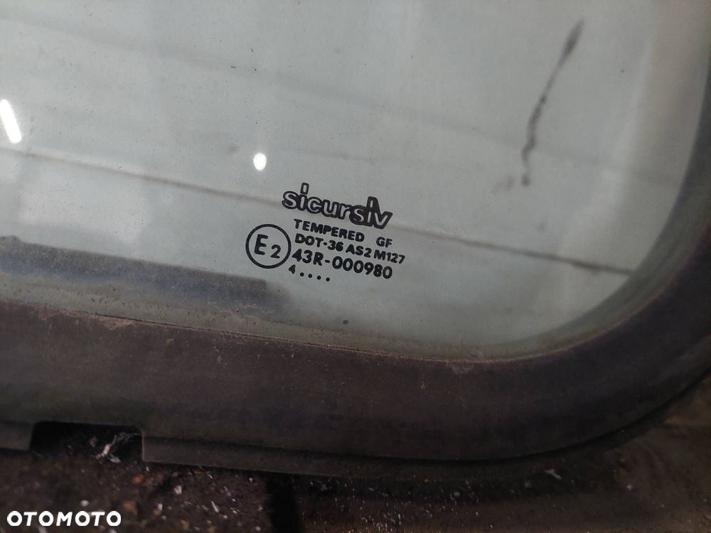 SZYBA KABINY TYŁ PEUGEOT BOXER I LIFT DOKA JUMPER DUCATO - 2