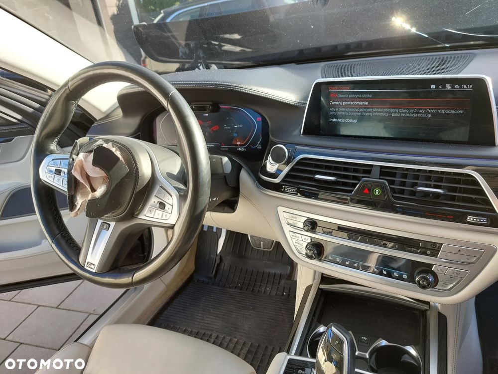BMW Seria 7 750d xDrive sport - 19