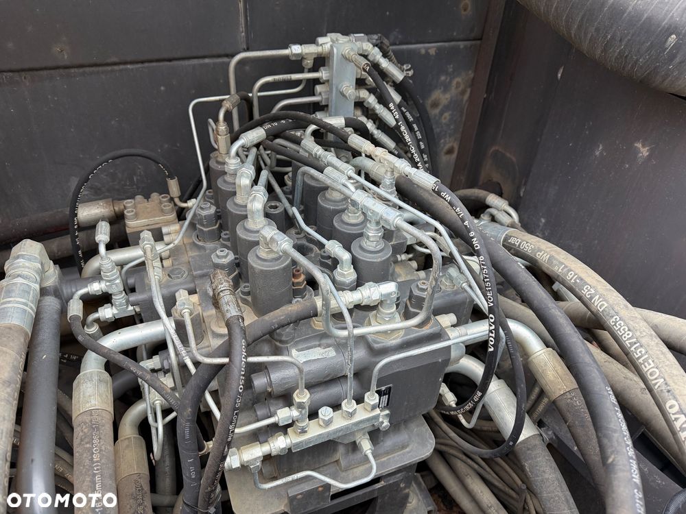 Volvo EC 250 EL - 20