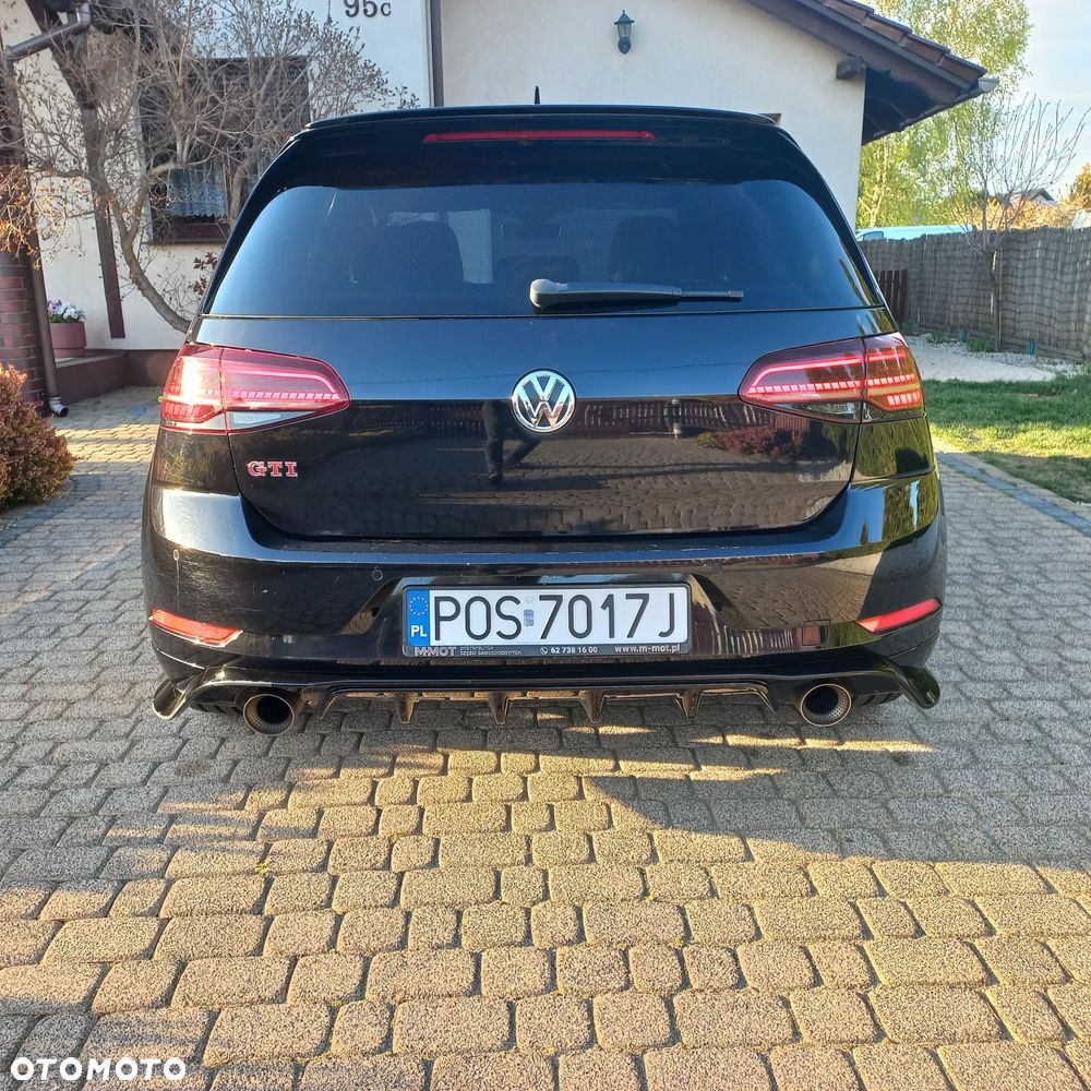 Volkswagen Golf GTI TCR 2.0 TSI OPF DSG - 18