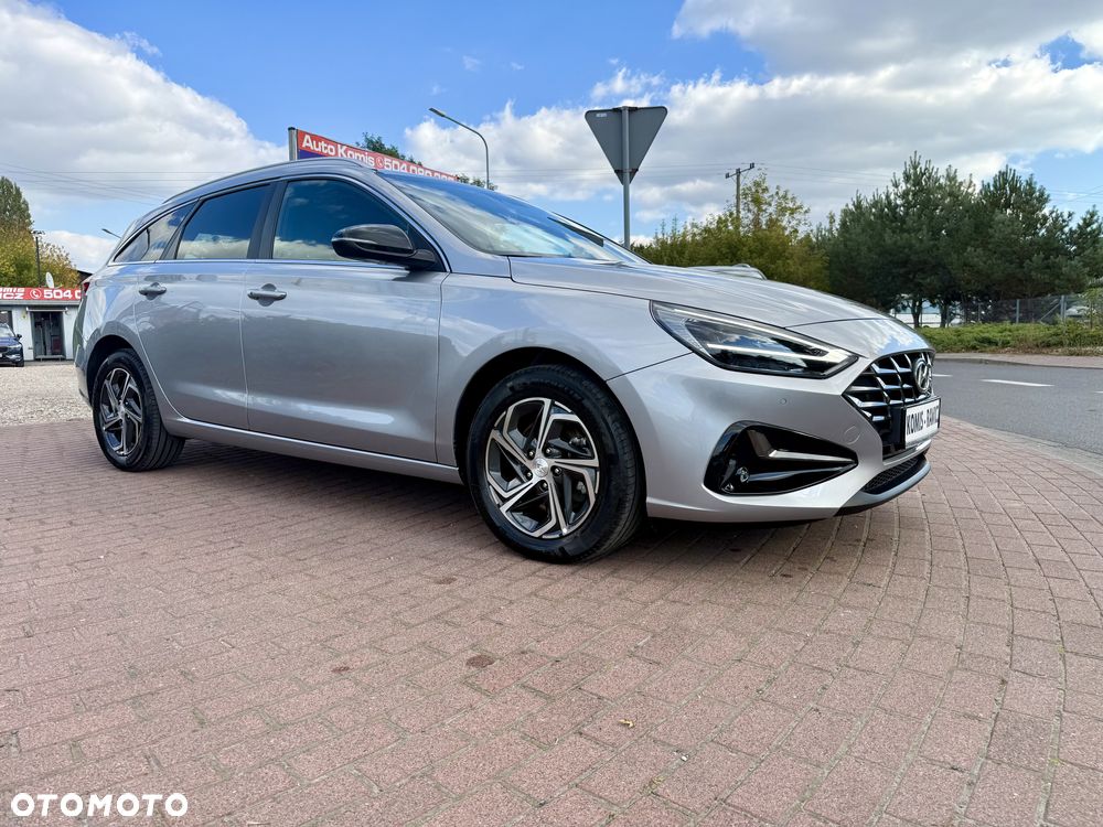 Hyundai i30 Kombi 1.5 T-GDI 48V-Hybrid Intro - 29