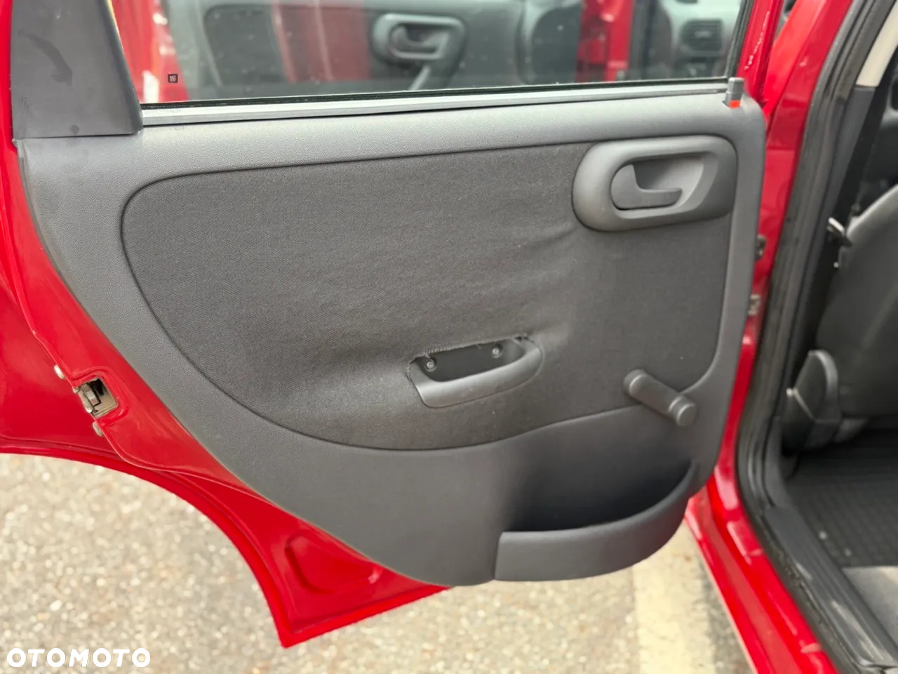 Opel Corsa 1.2 16V Essentia - 25