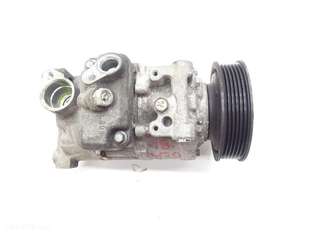 SPRĘŻARKA KOMPRESOR KLIMATYZACJI 4G0260805D AUDI A6 C7 Q5 8R 2.0 TDI - 4