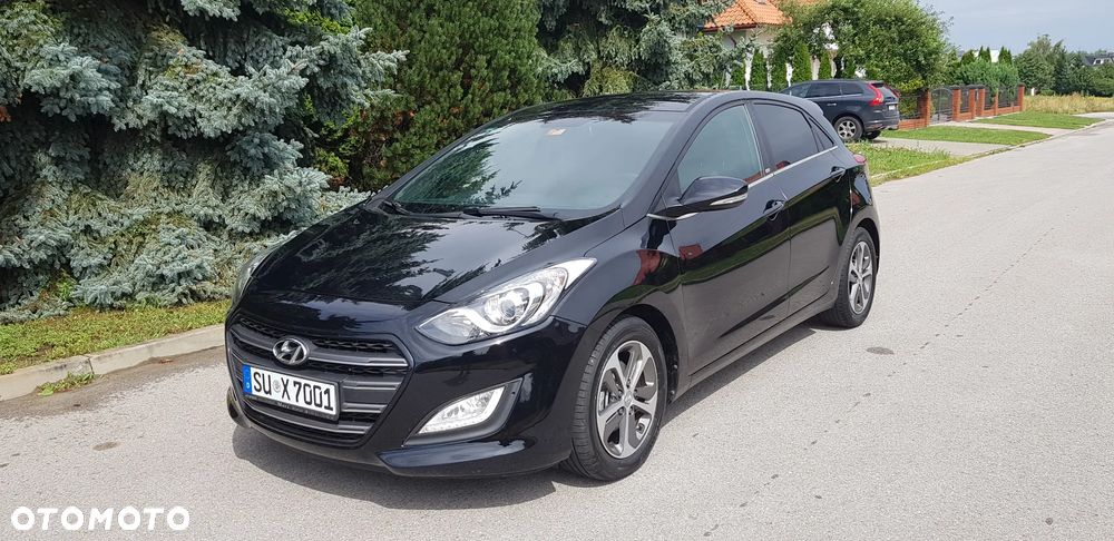 Hyundai i30 blue 1.4 Style - 3