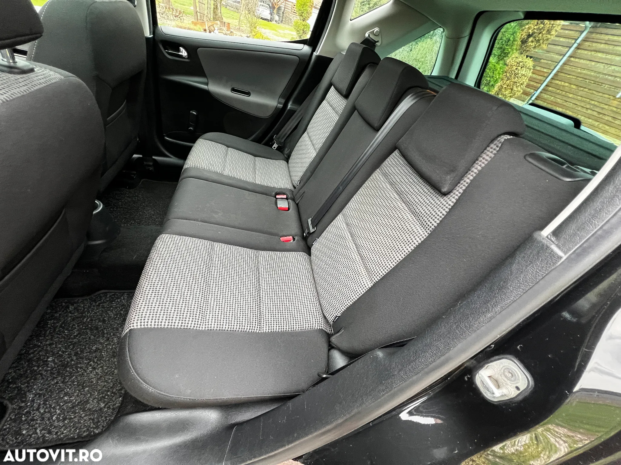 Peugeot 207 1.6E Sport - 24
