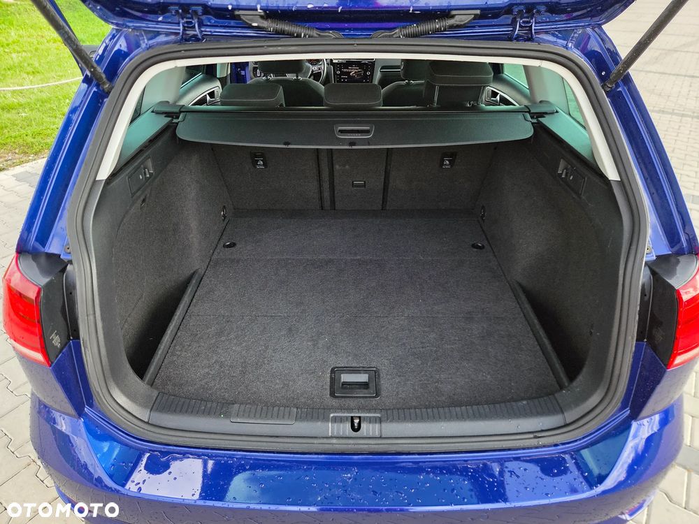 Volkswagen Golf 2.0 TDI R-Line DSG - 21
