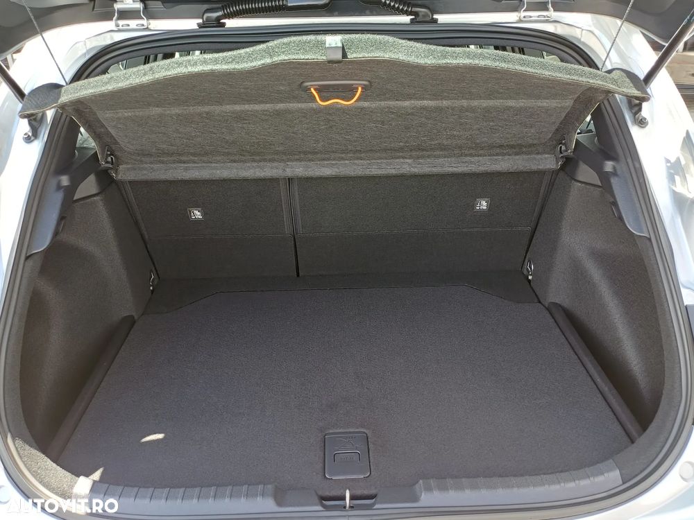 Toyota Corolla 1.8 HSD Dynamic - 6