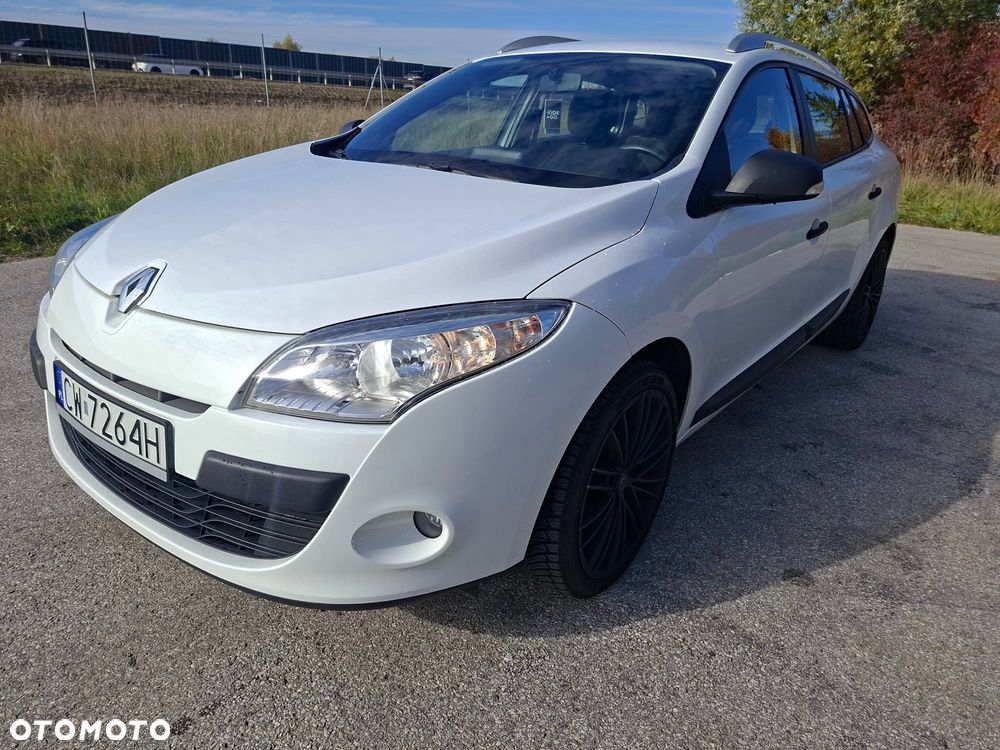 Renault Megane 2012 photo 2